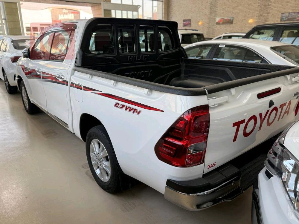 تويوتا هايلوكس